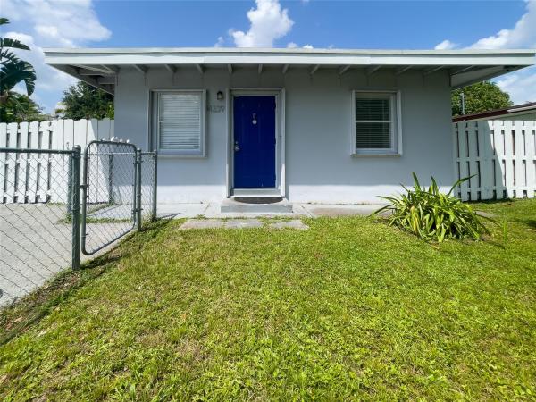 Davie No HOA, 4239 SW 61st Ave, Davie, Florida 33314, image 1