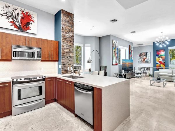 Bamboo Flats, 733 NE 4th Ave, Fort Lauderdale, Florida 33304, image 1