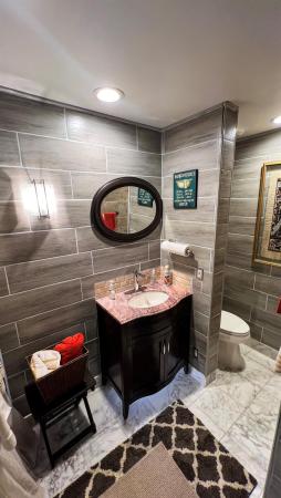 Golden Pointe, 3804 NE 209th Ter, Aventura, Florida 33180, image 3
