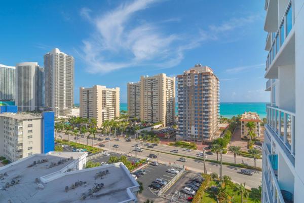 Ocean Marine Yacht Club, 1945 S Ocean Dr #1009, Hallandale Beach, Florida 33009, image 1