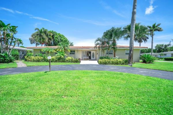 Central Golf Of Hollywood, 215 Entrada Dr, Hollywood, Florida 33021, image 1