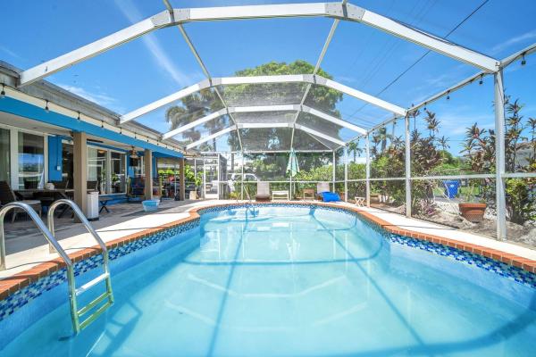 Central Golf Of Hollywood, 215 Entrada Dr, Hollywood, Florida 33021, image 1