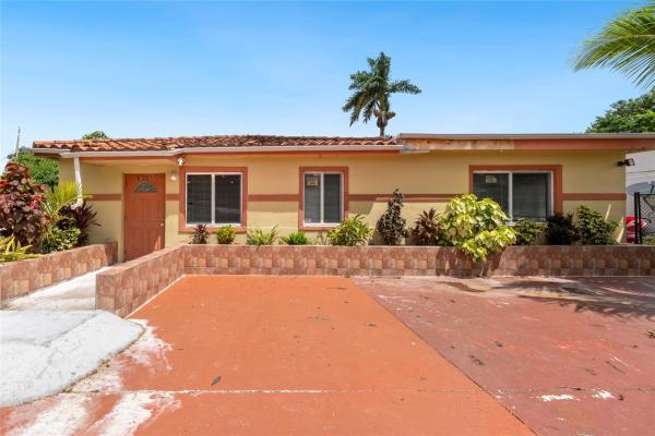 West Silver Crest, 1351 NW 102, Pinewood, Florida 33147, image 1