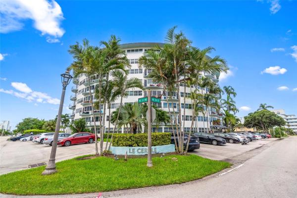 Le Cercle By The Beach, 3250 NE 28th St #111, Fort Lauderdale, Florida 33308, image 1