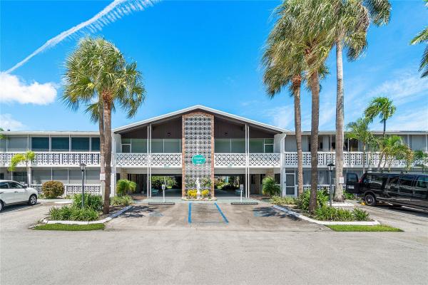 Venetian Park, 2161 NE 42nd Ct #218, Lighthouse Point, Florida 33064, image 1