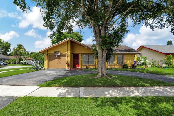 North Lauderdale Landings, 1411 SW 82nd Ter, North Lauderdale, Florida 33068, image 1