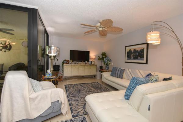 Lakeside At Delray, 2025 Lavers Cir #D405, Delray Beach, Florida 33444, image 1