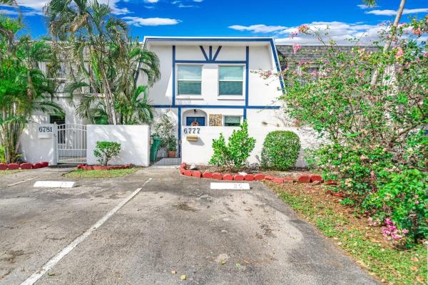 Nova Townhouses, 6777 SW 39th Ct #85, Davie, Florida 33314, image 1