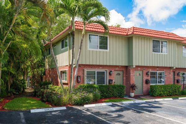 Manor Grove Townhomes, 188 NE 20th Ct #1E, Fort Lauderdale, Florida 33305, image 1