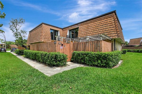 Sherwood Lakes, 1624 16th Ln #1624, Greenacres, Florida 33463, image 1