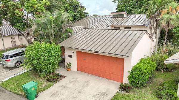 The Hills Of Inverrary, 5513 Constant Spring Ter #227, Lauderhill, Florida 33319, image 3