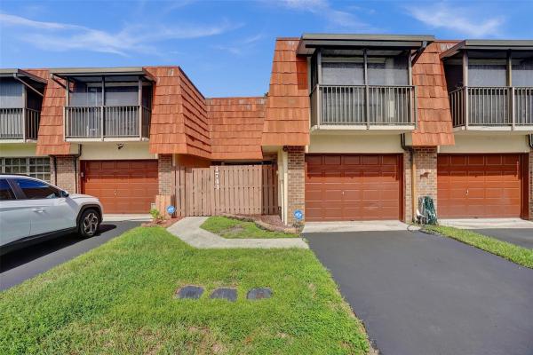 Village At Coral Lake, 1741 S Coral Ter #1741, North Lauderdale, Florida 33068, image 1