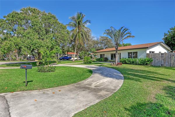 Lake Osborne Estates, 1702 High Ridge Rd, Lake Worth, Florida 33461, image 2