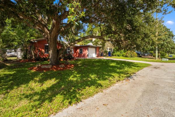 Snug Harbor, 381 SE 14th Ave, Pompano Beach, Florida 33060, image 1