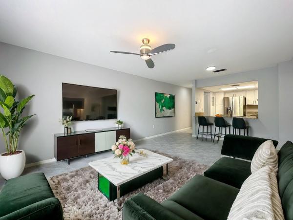 Chateau De Ville, 441 SE 10th St #105D, Dania Beach, Florida 33004, image 1