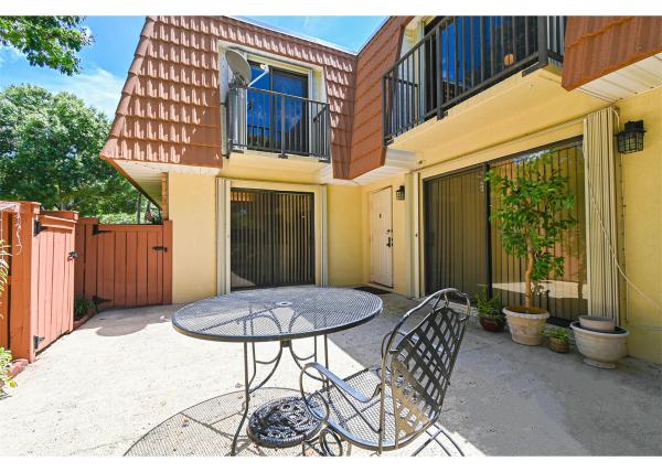 Waterford Courtyards At Crystal Lakes North, 2806 SW 12th St #2806, Deerfield Beach, Florida 33442, image 1