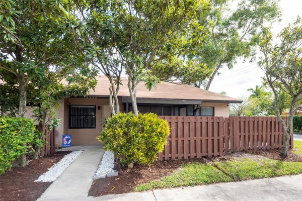 Northwood At Sunrise, 2550 N Nob Hill Rd, Sunrise, Florida 33322, image 1