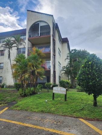 The Lakes Of Inverrary, 3300 Spanish Moss Ter #407, Lauderhill, Florida 33319, image 1