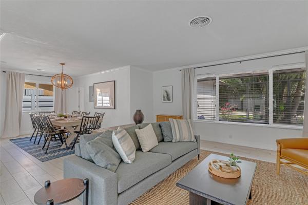 Country Club Homes, 1300 Arthur St, Hollywood, Florida 33019, image 1