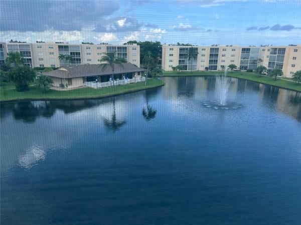 Meadowbrook Lakes, 415 SE 11th Ter #408, Dania Beach, Florida 33004, image 1