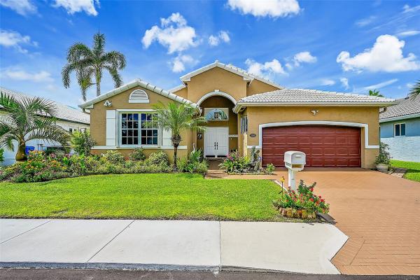 Lake Pointe Estates, 3260 NW 22nd Ave, Oakland Park, Florida 33309, image 1