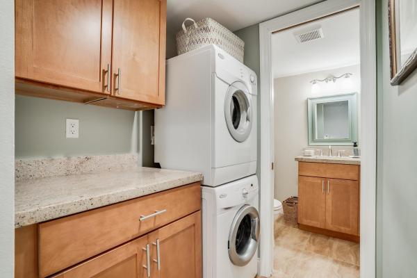Cypress Cove, 658 Kensington Pl #11B, Wilton Manors, Florida 33305, image 2