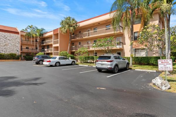 Holiday Springs, 3040 Holiday Springs Blvd #201, Margate, Florida 33063, image 1