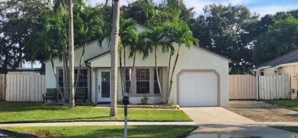 Honey Lake Family Homes, 13330 SW 10th Pl, Davie, Florida 33325, image 1