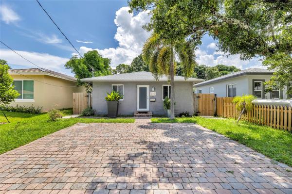 316 NE 34th St, Oakland Park, Florida 33334, image 1
