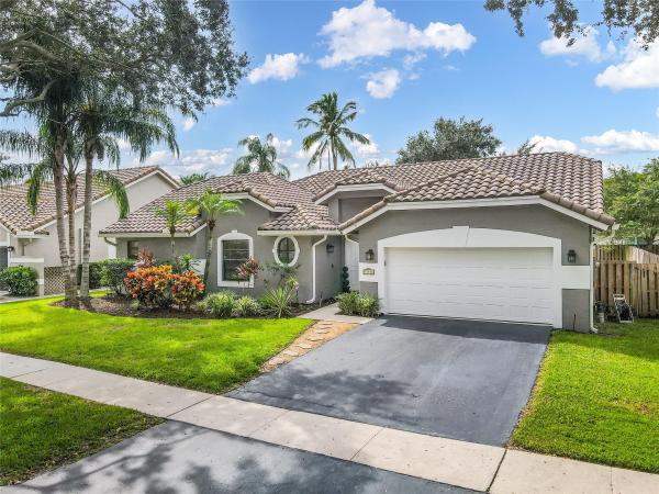 Fox Run At Jacaranda, 11028 NW 18th Dr, Plantation, Florida 33322, image 1