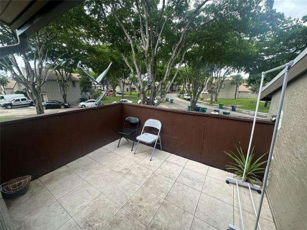 Habitat 2, 5922 NW 21st St #48-E, Lauderhill, Florida 33313, image 2
