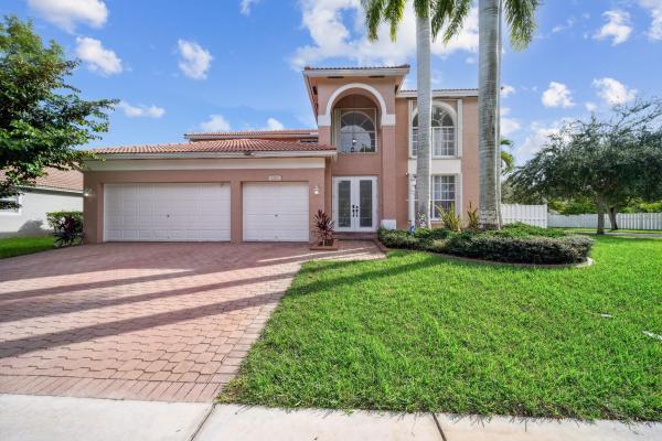 Bonita Bay, 1201 NW 141st Ave, Pembroke Pines, Florida 33028, image 1