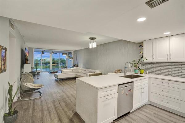 Palm-Aire Country Club 4, 3100 N Course Ln #508, Pompano Beach, Florida 33069, image 1