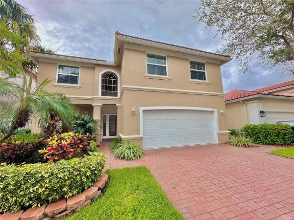 West Lake Village, 1050 Papaya St, Hollywood, Florida 33019, image 1