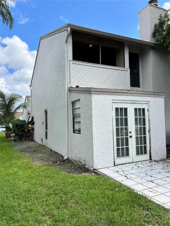 Canary Palm Club, 6734 Canary Palm Cir, Boca Raton, Florida 33433, image 1