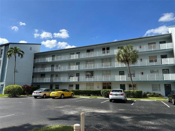 Palm Springs 2, 7680 NW 18th St #406, Margate, Florida 33063, image 1