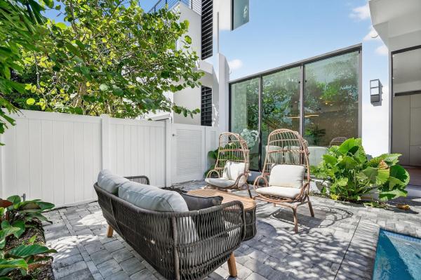 Centennial Square, 204 Osceola Park Ln, Delray Beach, Florida 33483, image 1