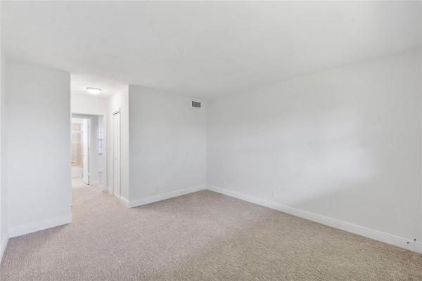 Lake Park Gardens, 4751 NW 10th Ct #312, Plantation, Florida 33313, image 1