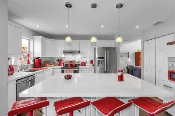 Cypress Cove, 7495 Viscaya Cir, Margate, Florida 33063, image 1