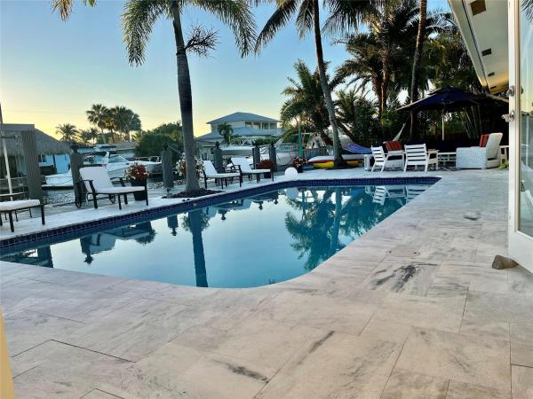 Snug Harbor, 380 SE 12th Ave, Pompano Beach, Florida 33060, image 1