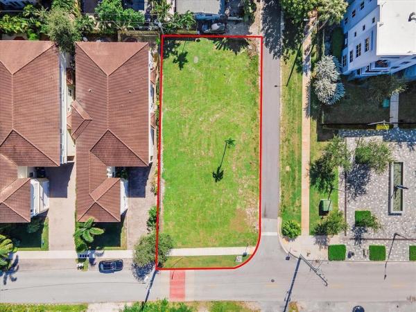 Middle River Plaza, 1308 NE 24th St, Wilton Manors, Florida 33305, image 1