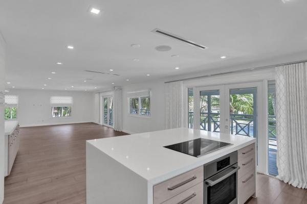 109 SE Olive Way, Boca Raton, Florida 33432, image 2
