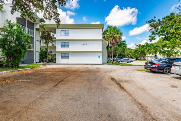 Spring Crest, 4215 N University Dr #307, Sunrise, Florida 33351, image 1