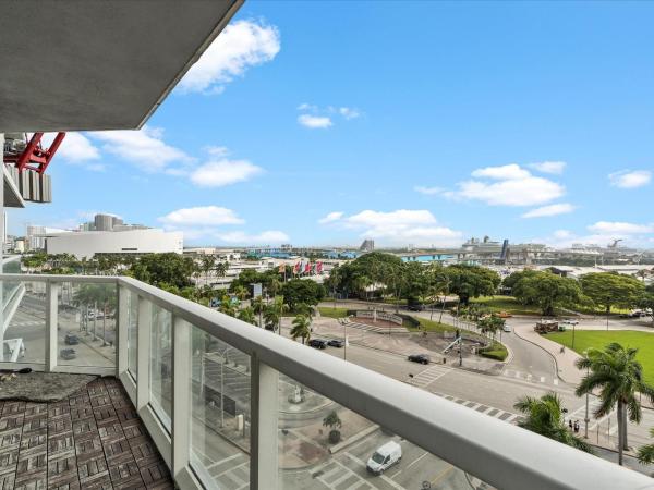 Vizcayne North, 244 Biscayne Blvd #701, Miami, Florida 33132, image 2