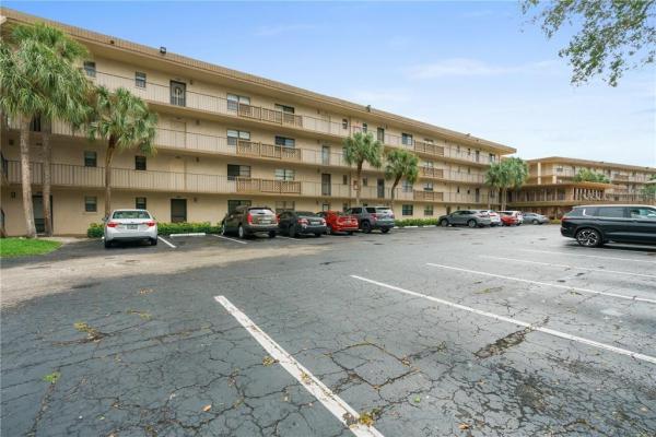 Isle Of Boca Dunes, 9300 SW 8th St #108, Boca Raton, Florida 33428, image 1