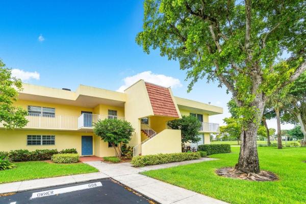 Garden At Oaks Lane, 550 Oaks Ln #201, Pompano Beach, Florida 33069, image 1