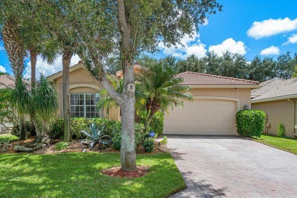 Valencia Pointe, 7460 Twin Falls Dr, Boynton Beach, Florida 33437, image 1