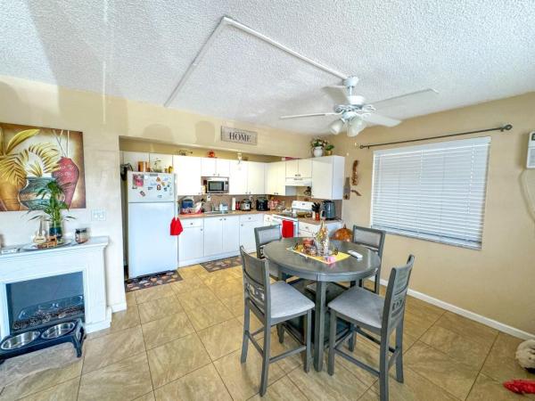 Floral Heights, 1896 SW 41st Ave, Fort Lauderdale, Florida 33317, image 2