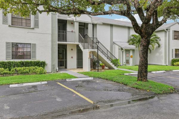 Lakeshore, 1280 S Franklin Ave #1280H, Homestead, Florida 33034, image 1