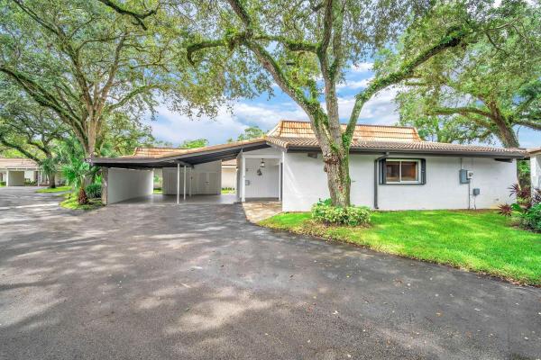 Emerald Green, 3501 Keyser Ave #32, Hollywood, Florida 33021, image 1